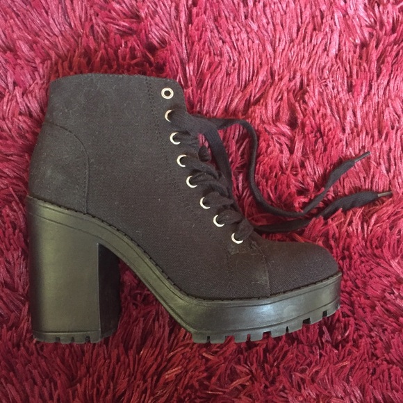 H&M high-heeled boots - Picture 2 of 3